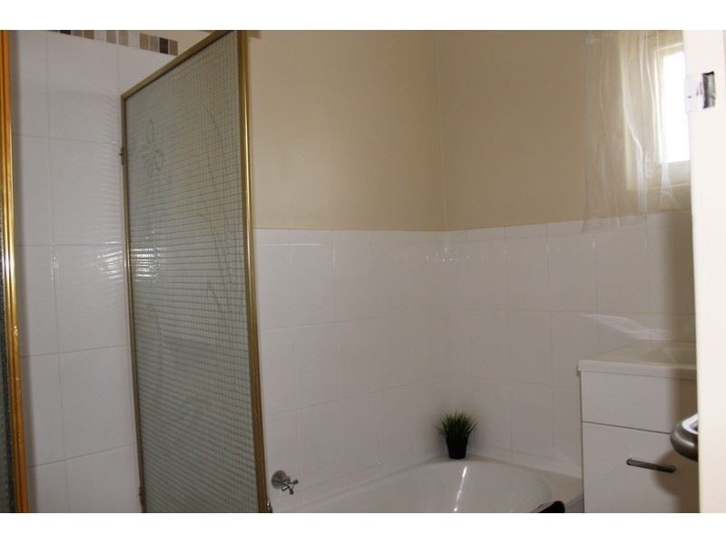9 Delta Crt, Athol Park SA 5012