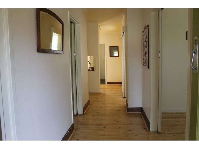 9 Delta Crt, Athol Park SA 5012