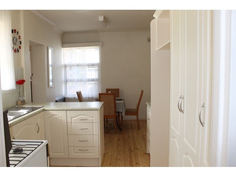 9 Delta Crt, Athol Park SA 5012