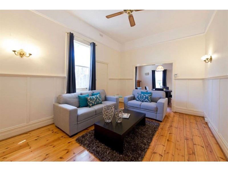 42 Close Street, Birkenhead SA 5015