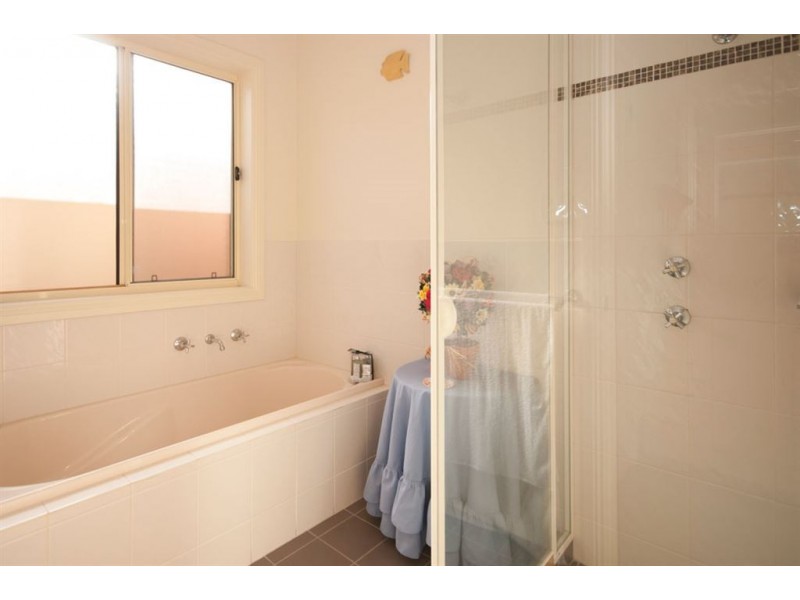 38 Meredith Ave, Glengowrie SA 5044