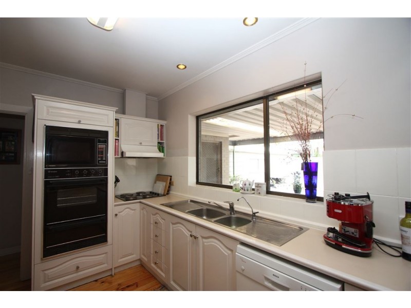 18 Kirby Terrace, Largs Bay SA 5016