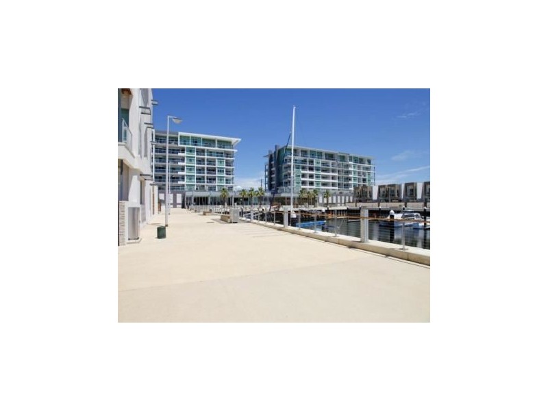 414/2-6 Pilla Ave, Nautica South, New Port SA 5015