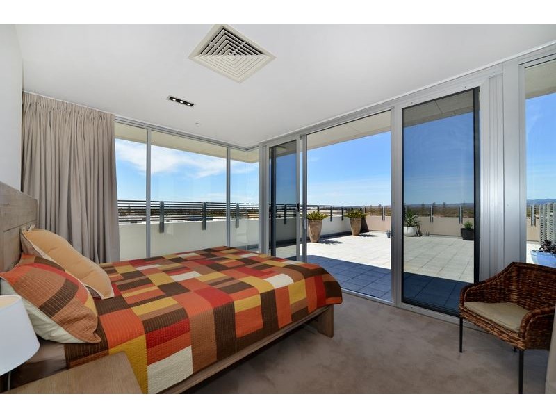 4.2/8-9 North Esplanade, Glenelg North SA 5045