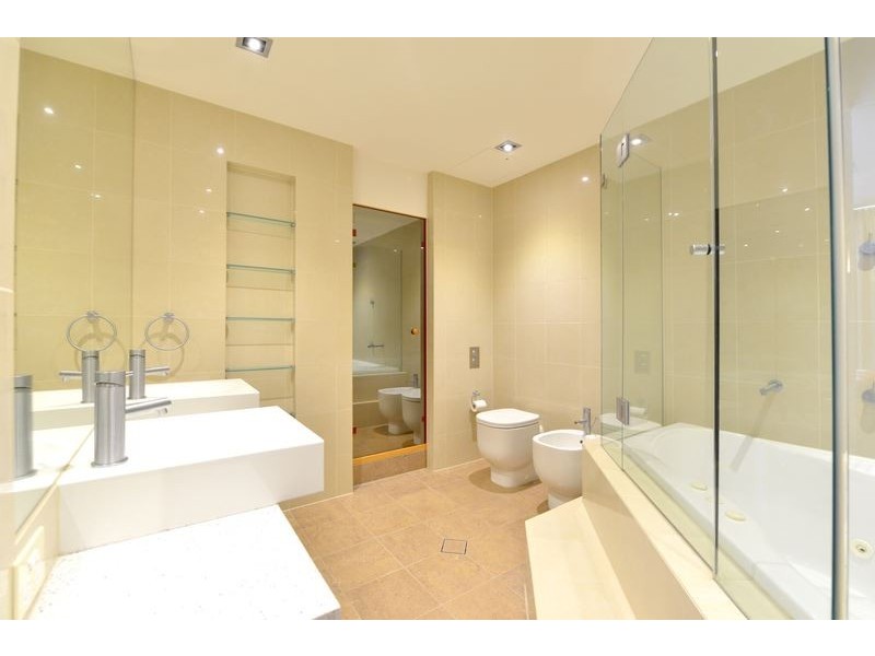 4.2/8-9 North Esplanade, Glenelg North SA 5045