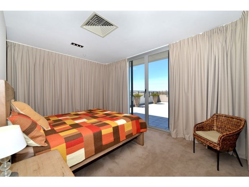 4.2/8-9 North Esplanade, Glenelg North SA 5045