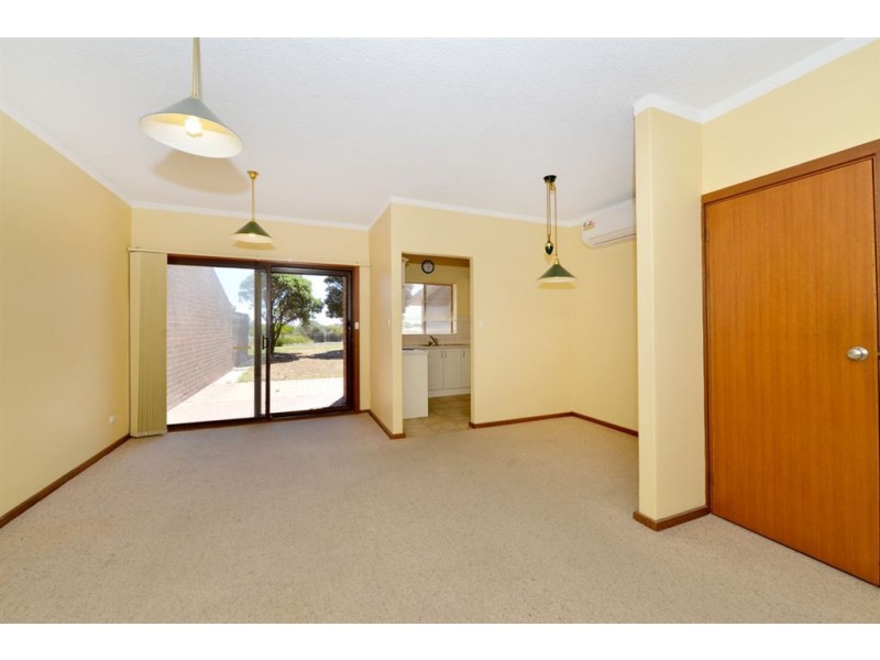 5/28 Sandpiper Place, West Lakes Shore SA 5020