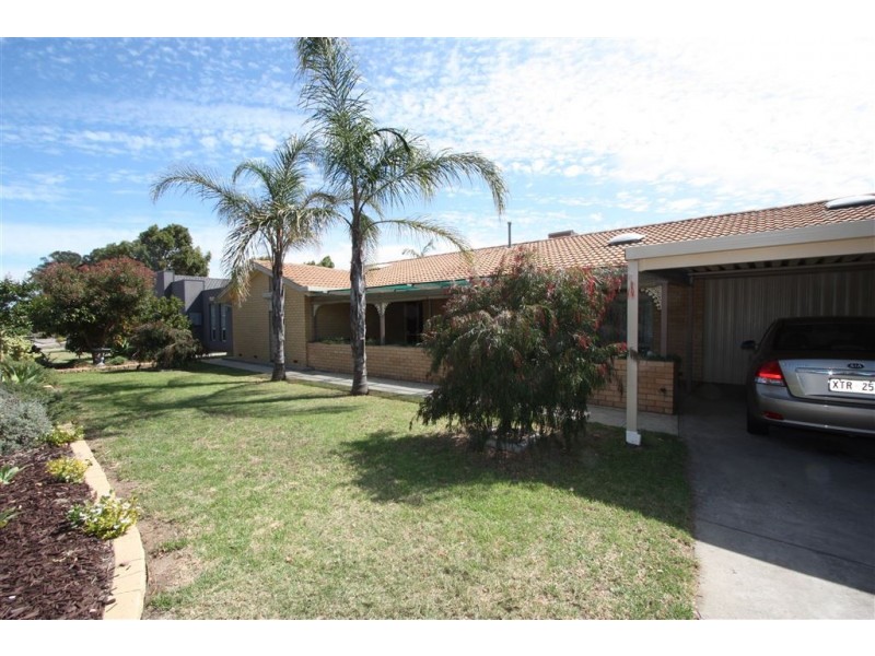 6 Ashburton Ave, West Lakes Shore SA 5020