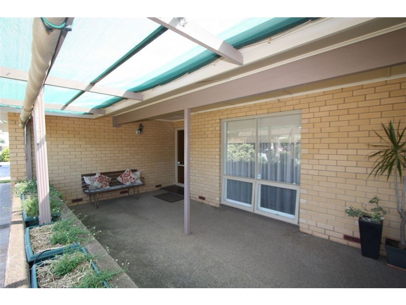 6 Ashburton Ave, West Lakes Shore SA 5020