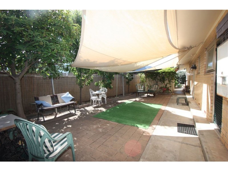 6 Ashburton Ave, West Lakes Shore SA 5020