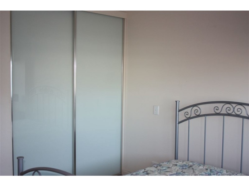 211/1-2 Tarni Crt, New Port SA 5015