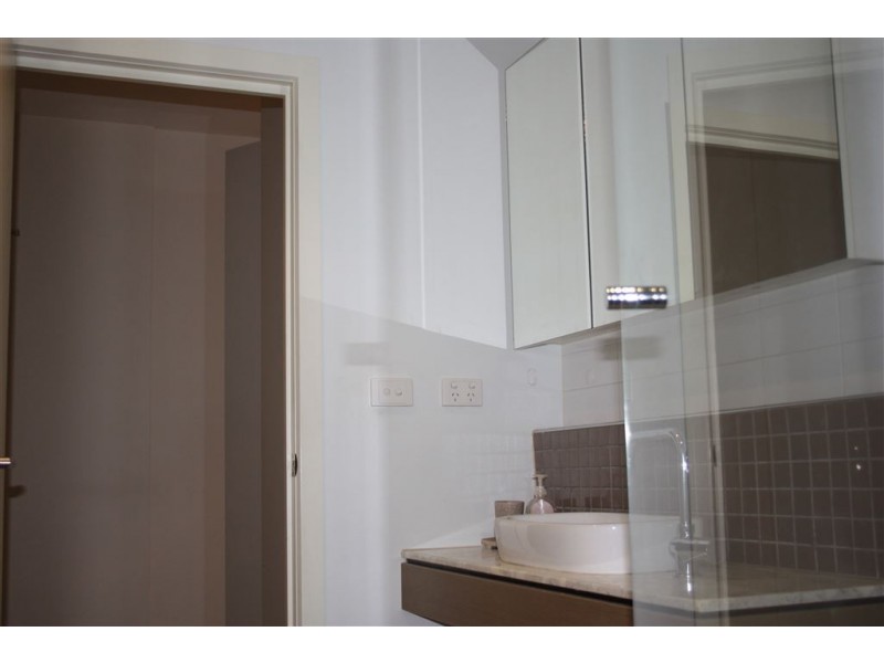 211/1-2 Tarni Crt, New Port SA 5015