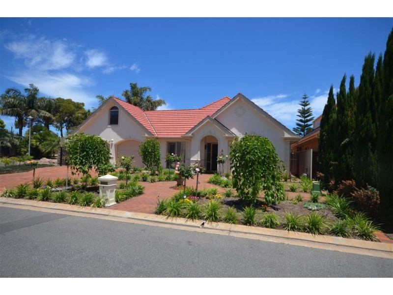 6 Bluelake Court, Tennyson SA 5022