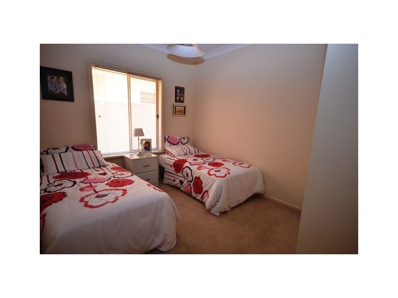 6 Bluelake Court, Tennyson SA 5022