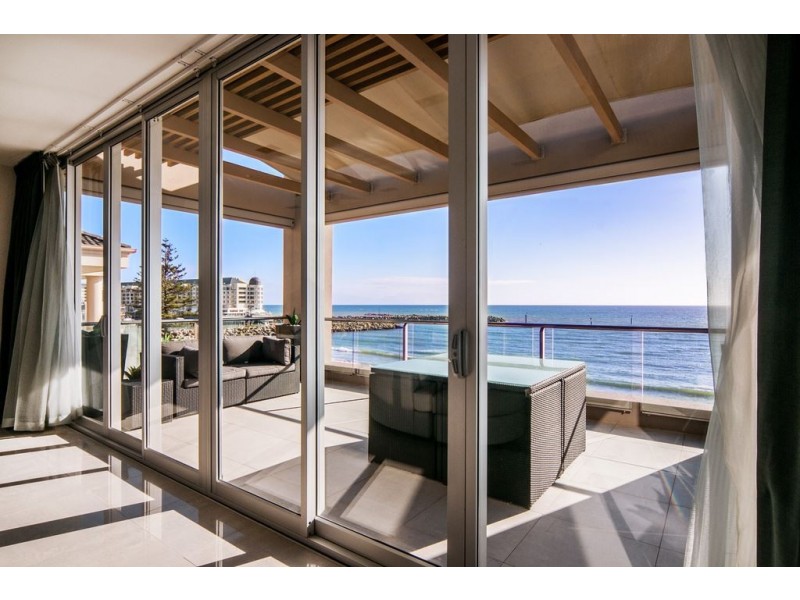 3.1/8-9 North Esplanade, Glenelg North SA 5045