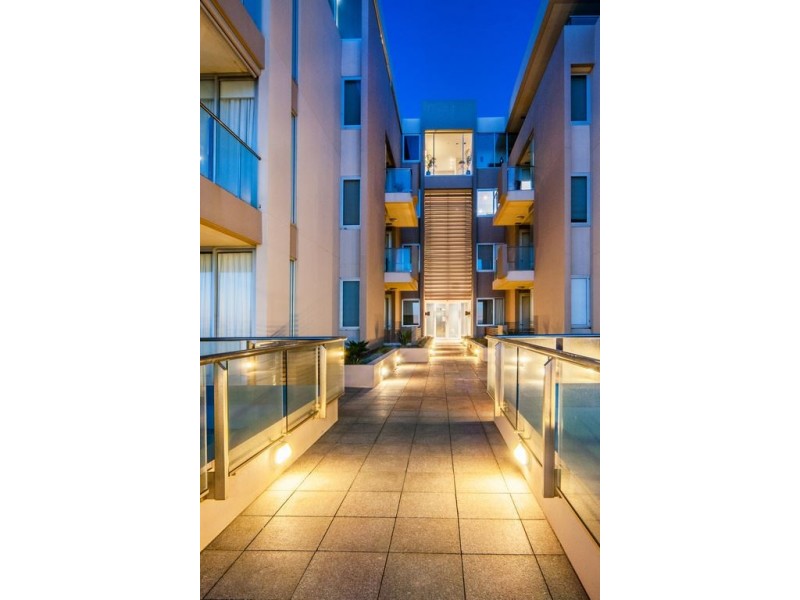 3.1/8-9 North Esplanade, Glenelg North SA 5045