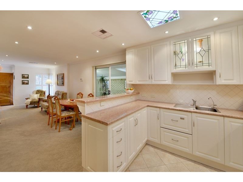 4/7 Kent Street, Glenelg SA 5045