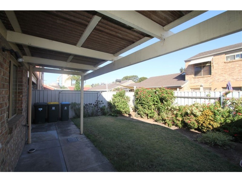 4/10 Tim Hunt Way, Peterhead SA 5016