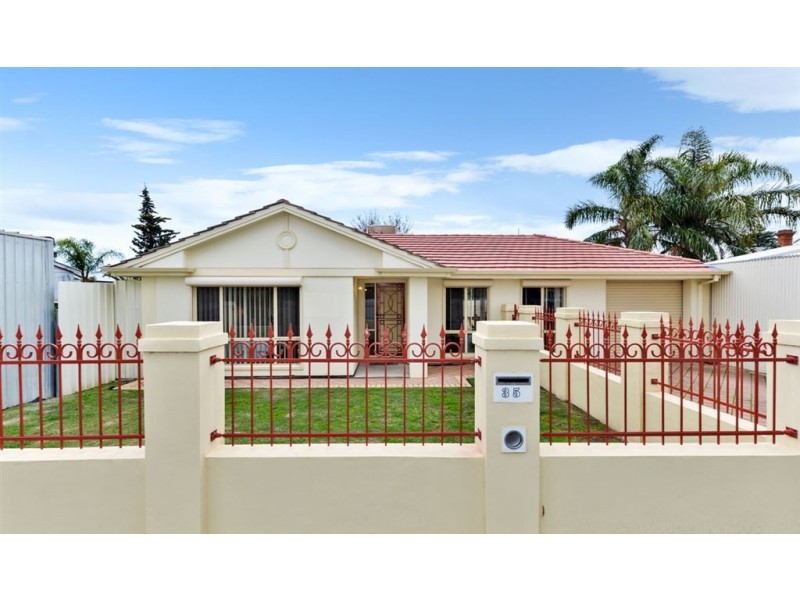 35 May Street, Birkenhead SA 5015
