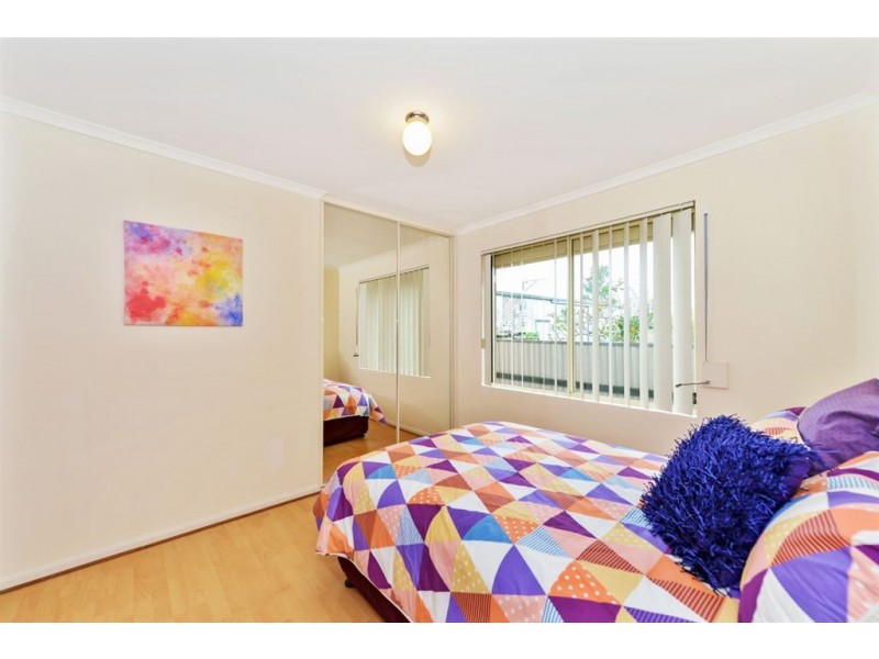 35 May Street, Birkenhead SA 5015