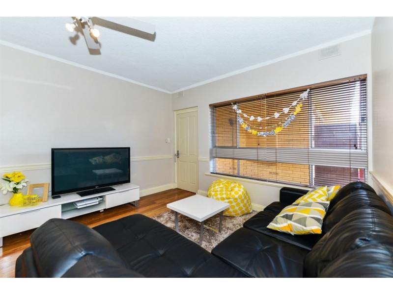 1/1A Winston Avenue, Cumberland Park SA 5041