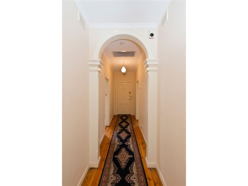 17 Hughes Street, Birkenhead SA 5015