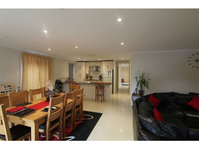 33A Aurelia Drive, North Haven SA 5018