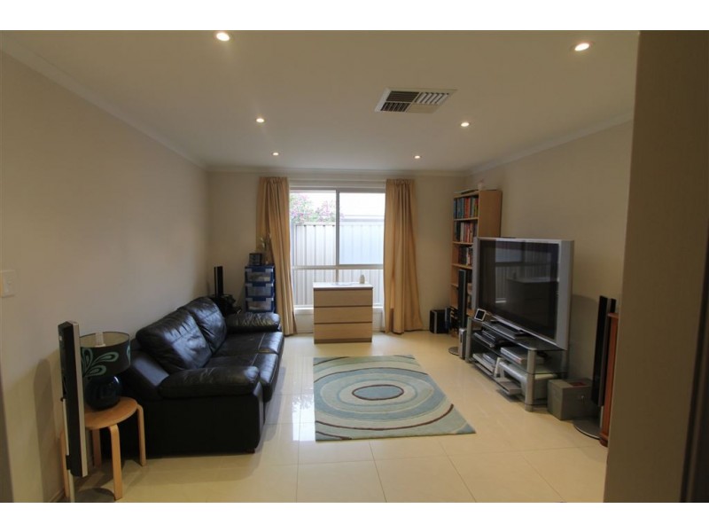 33A Aurelia Drive, North Haven SA 5018