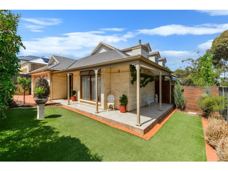 6 Lacebark Court, Flagstaff Hill SA 5159