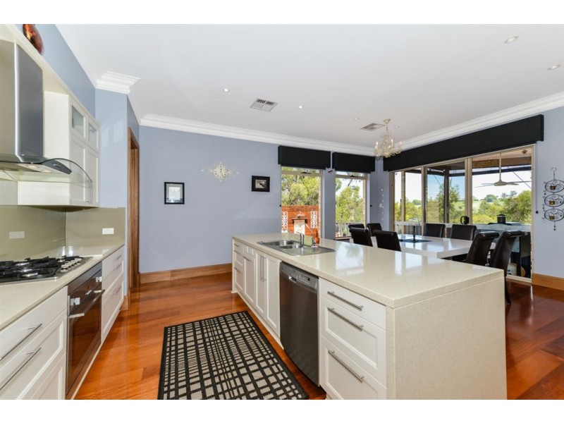 6 Lacebark Court, Flagstaff Hill SA 5159