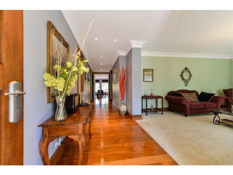 6 Lacebark Court, Flagstaff Hill SA 5159