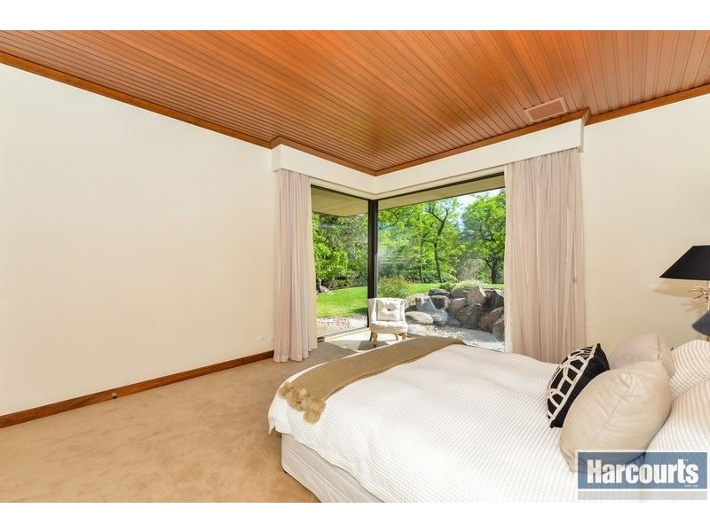 5 Hubbe Court, Burnside SA 5066