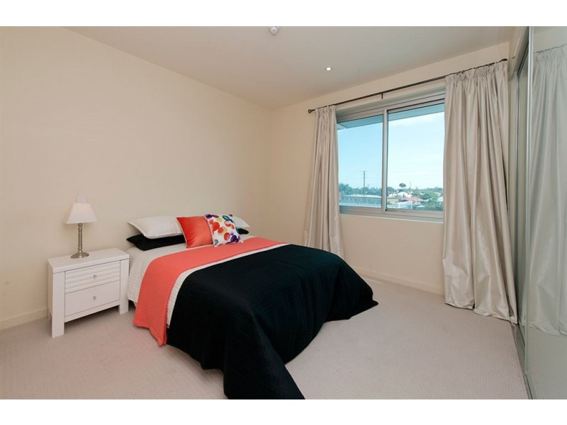 217/1-2 Tarni Court, New Port SA 5015