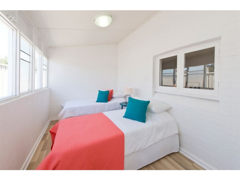 30 Mary Street, Pennington SA 5013