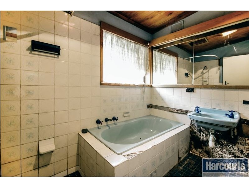 10 Hutley Road, North Haven SA 5018