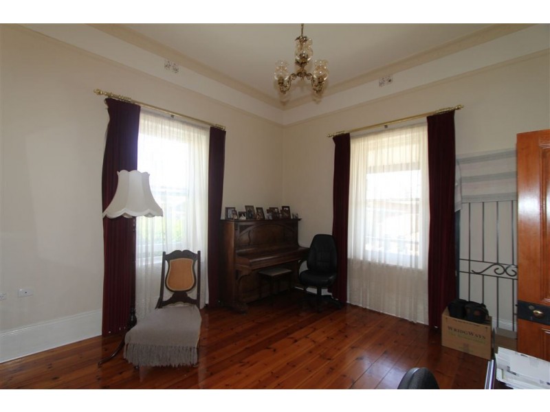 28 Cavendish Street, Semaphore SA 5019