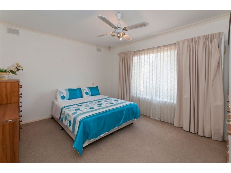 2 Ozone Avenue, Semaphore Park SA 5019