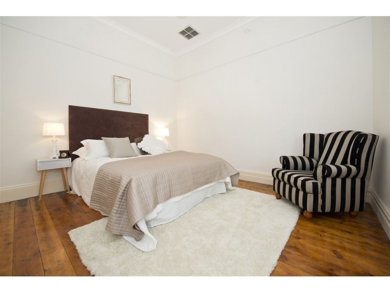 22 Rose Street, Birkenhead SA 5015