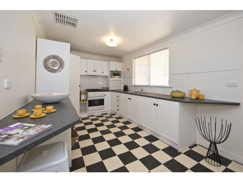 22 Rose Street, Birkenhead SA 5015