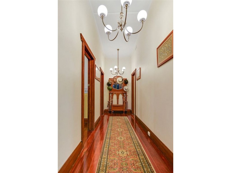 326 Military Road, Largs Bay SA 5016