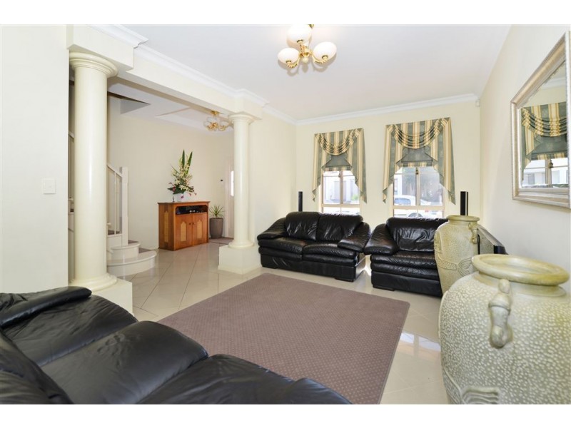 5 Grange Court, Findon SA 5023
