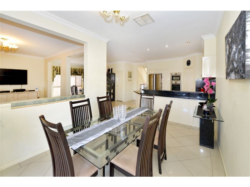 5 Grange Court, Findon SA 5023