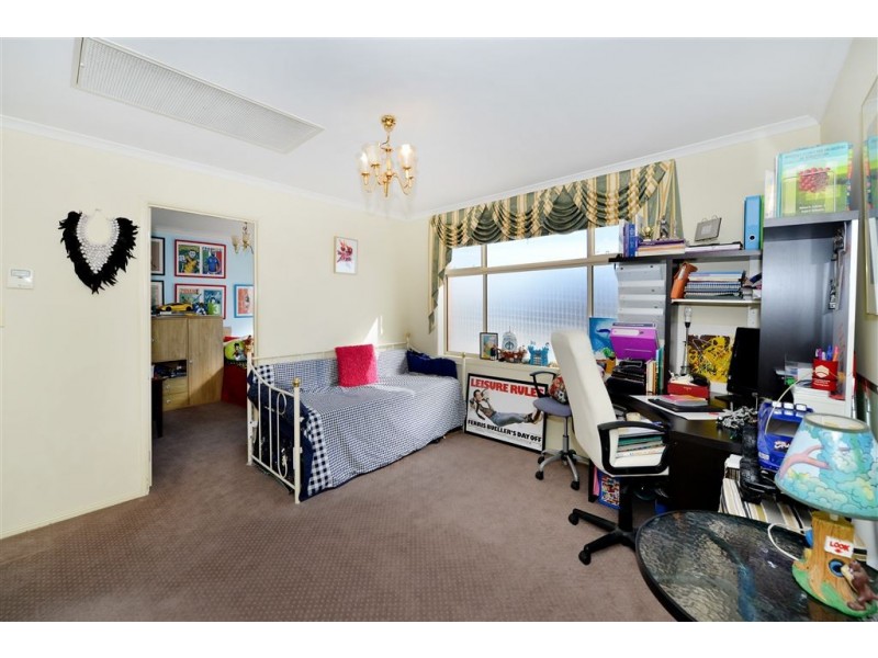 5 Grange Court, Findon SA 5023