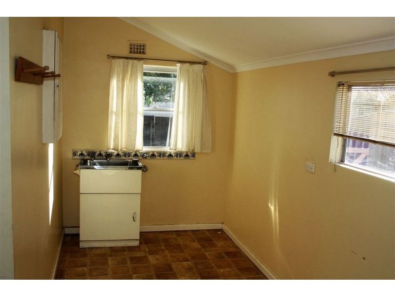 19 Stuart Road, South Plympton SA 5038