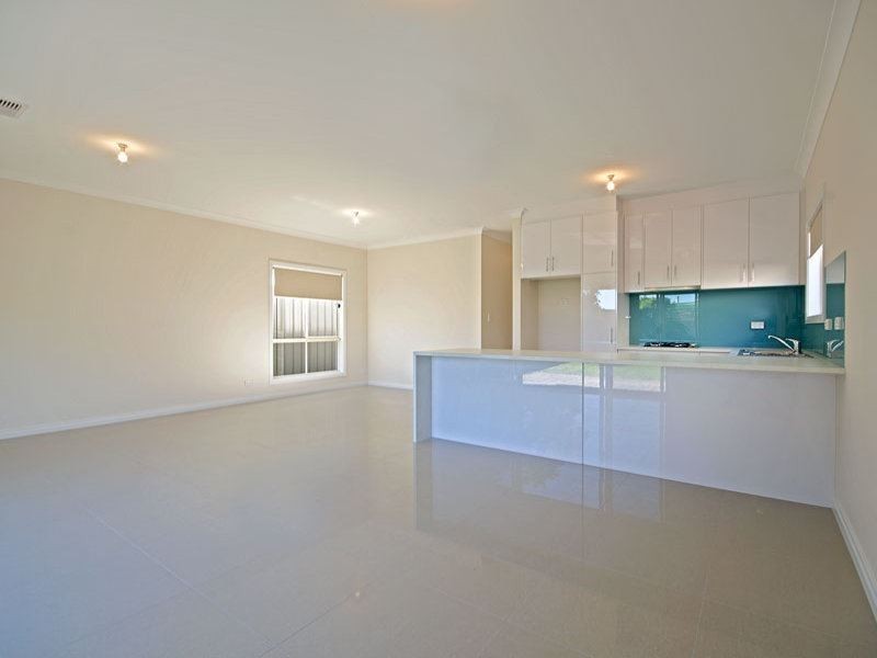 16 Third Ave, Semaphore Park SA 5019