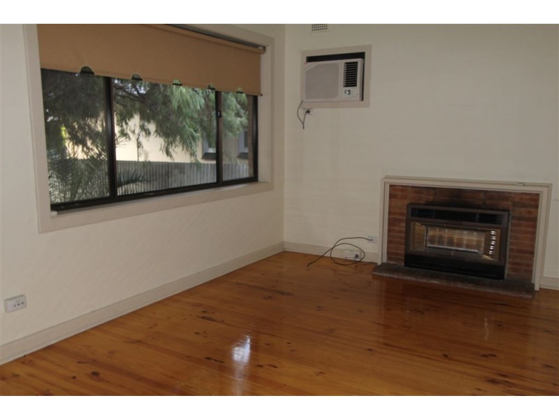 16 Strathfield Terrace, Largs North SA 5016