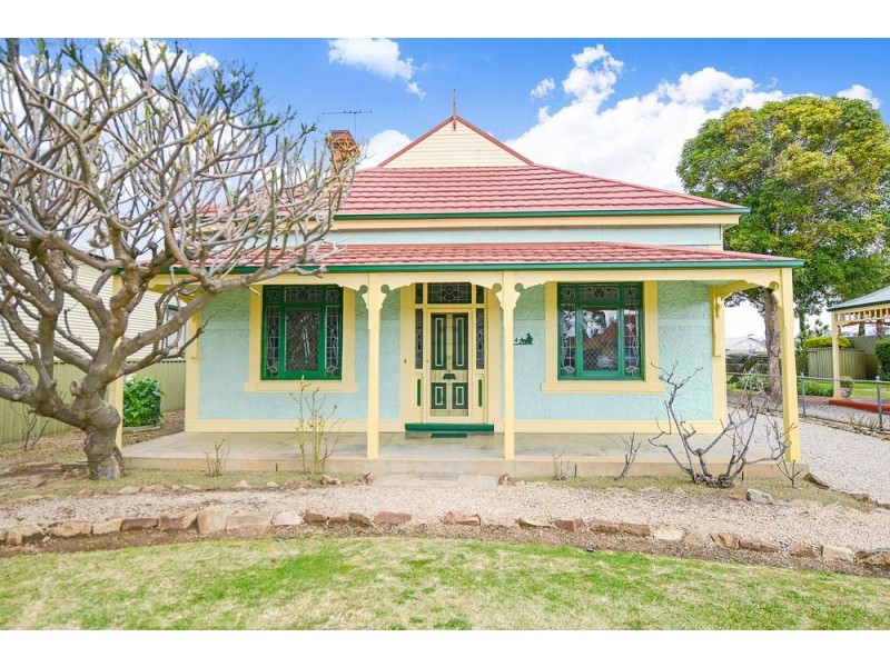 4 Whitney Street, Cheltenham SA 5014