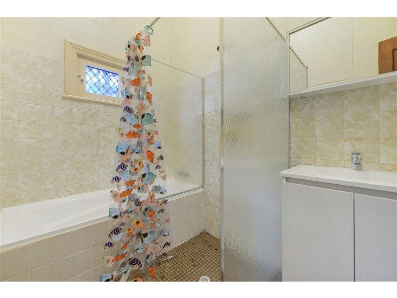 4 Whitney Street, Cheltenham SA 5014