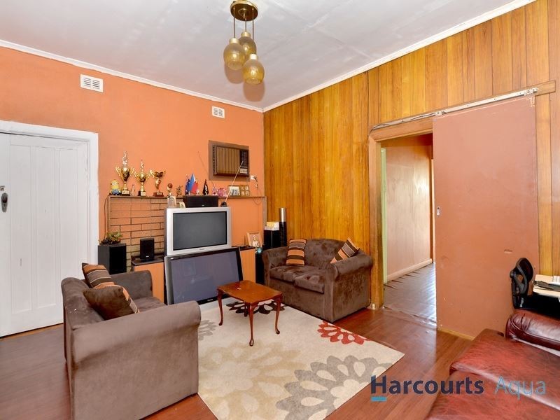 137 Wills Street, Largs Bay SA 5016