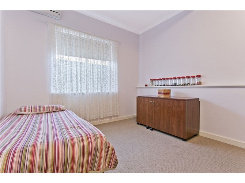 17 Wandilla Street, Grange SA 5022